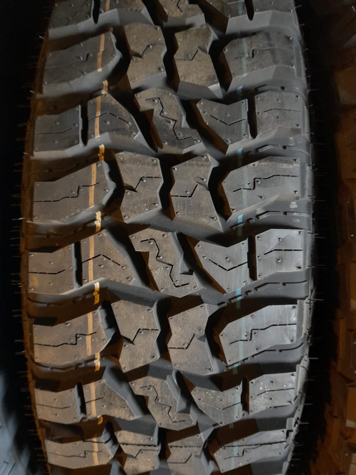 Ungrai NEUMATICO 235/75/ R15 MT SUMAXX - Serviteca Puerto Montt